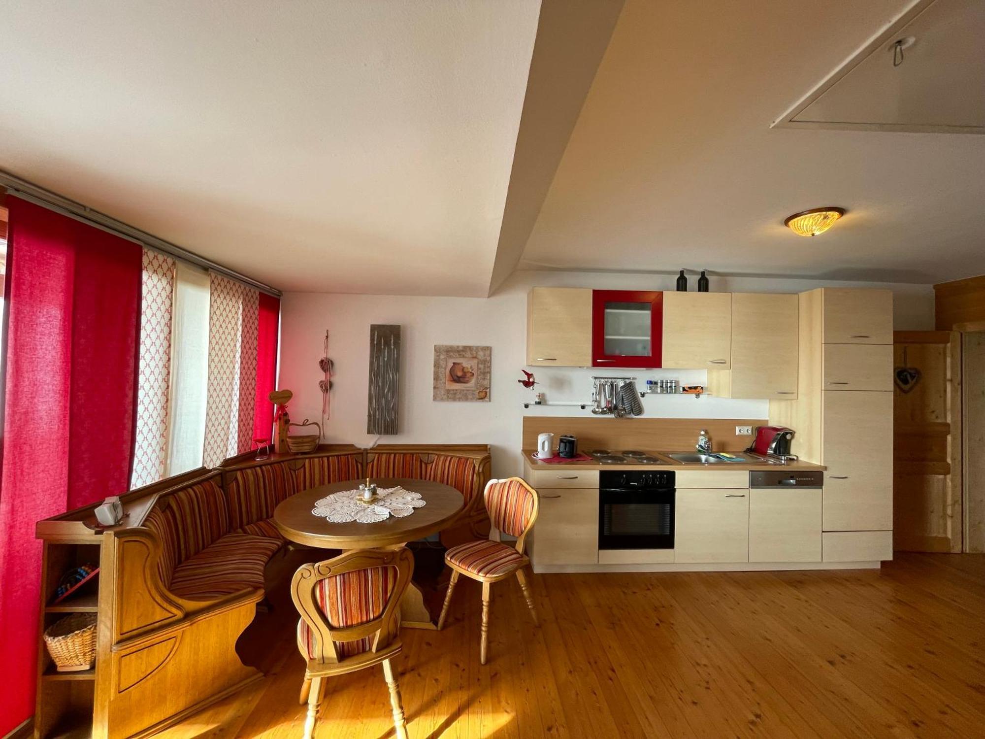 Apartments Im Almhaus Bachler Gundisch ภายนอก รูปภาพ